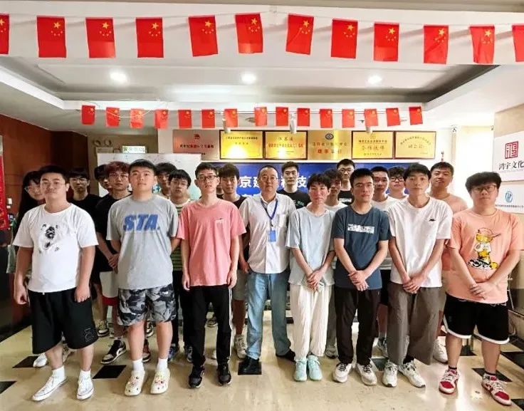 近期結班留影 | 百尺竿頭，更進一步，加